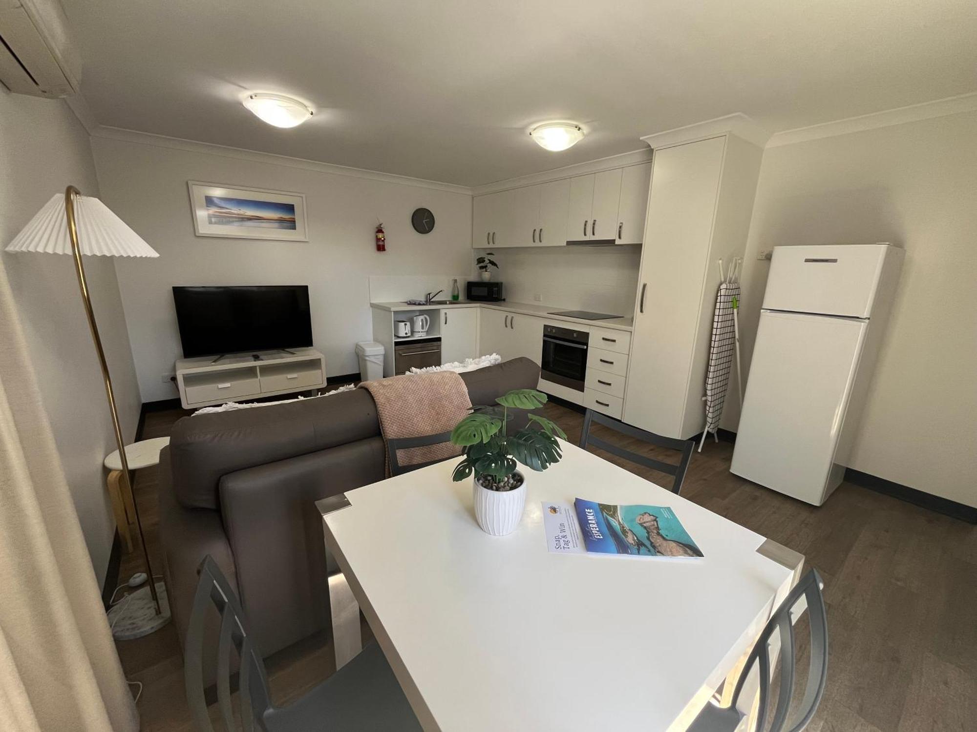 אספראנסה Clearwater Motel Apartments מראה חיצוני תמונה